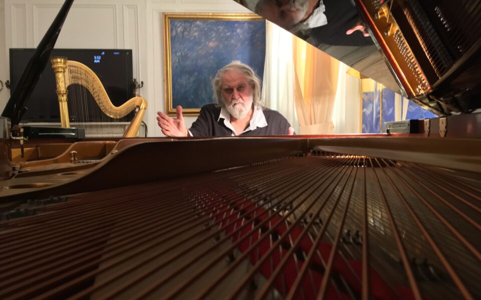 ad-astra-vangelis-το-αντίο-της-nasa-στον-έλληνα-συνθέτη-561869482