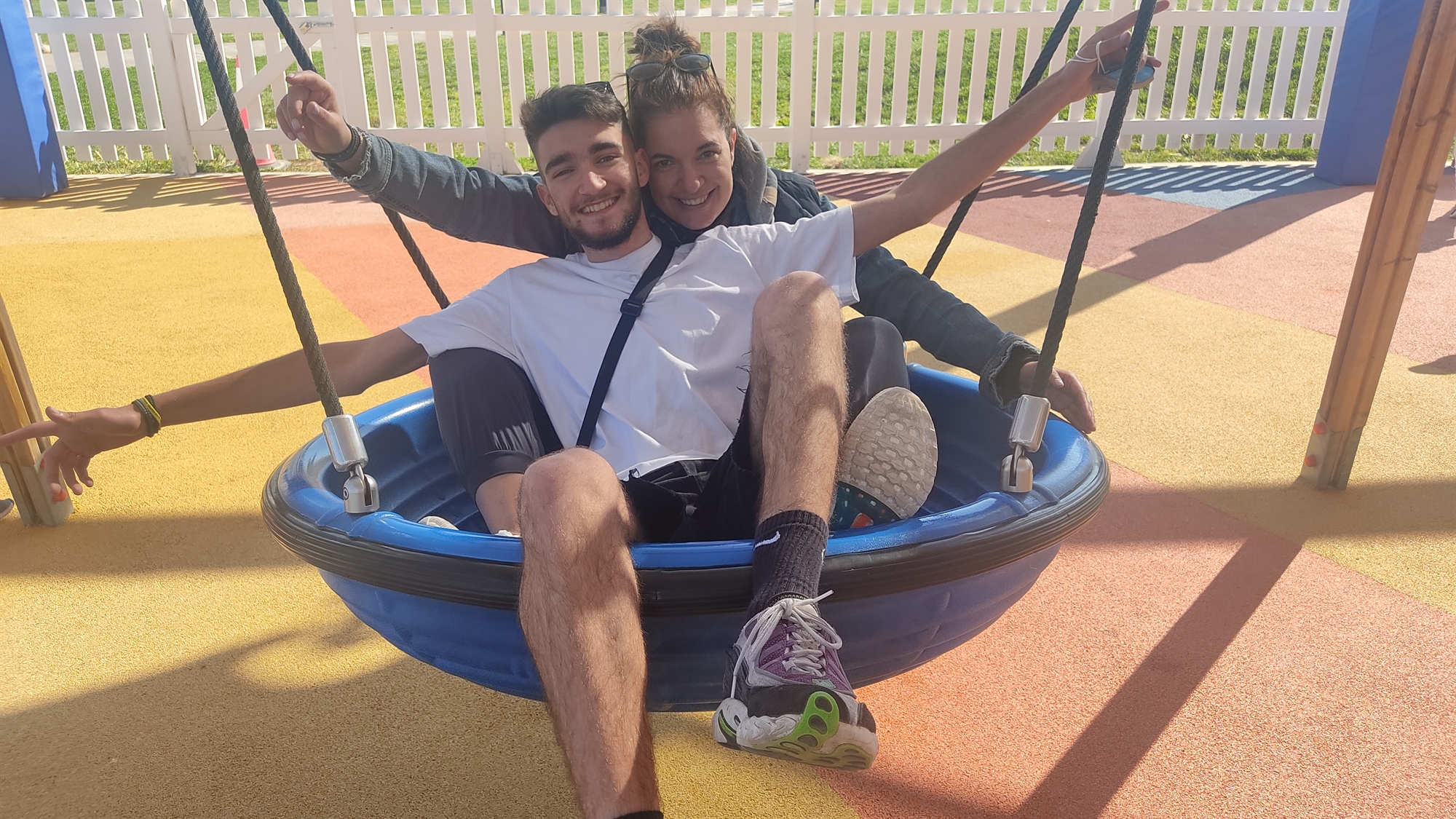 Οι μαμάδες της διπλανής πόρτας-2