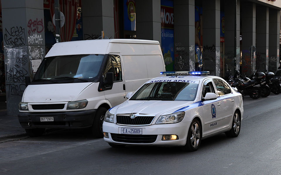 θεσσαλονίκη-χειροπέδες-σε-αντιδήμαρ-561865693