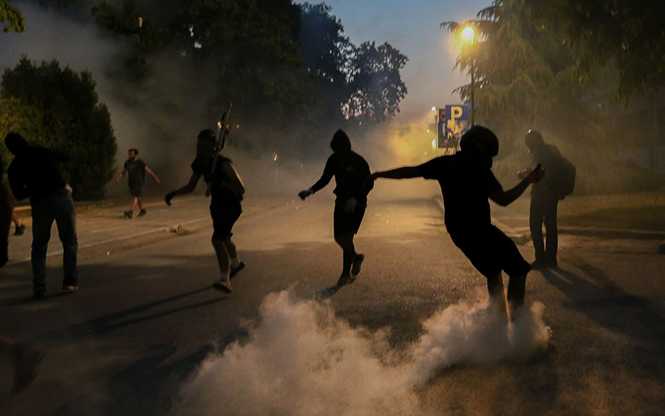 θεσσαλονίκη-τρεις-συλλήψεις-για-τα-επ-561879751