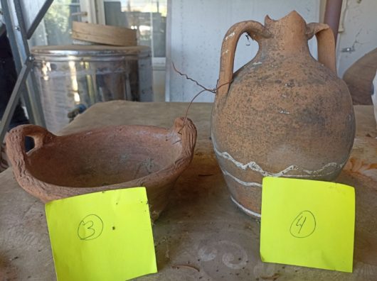 Μαγνησία: Αρχαιοκάπηλος έκρυβε στο σπίτι του παλιά αντικείμενα μεγάλης αξίας (εικόνες)-1