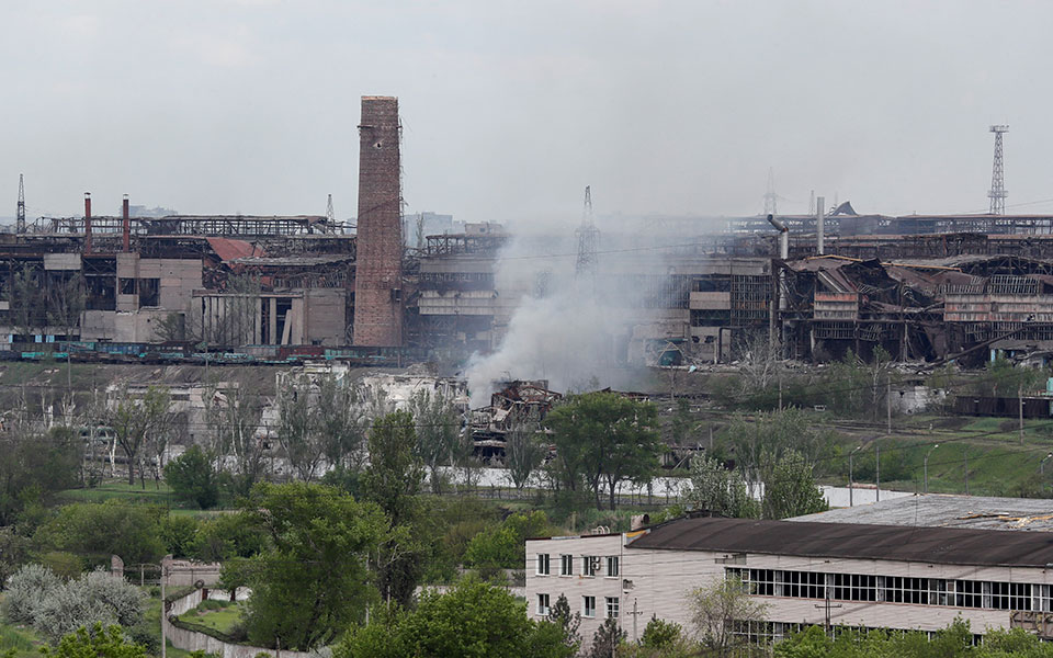 ουκρανία-reuters-λεωφορεία-με-ουκρανούς-σ-561862138
