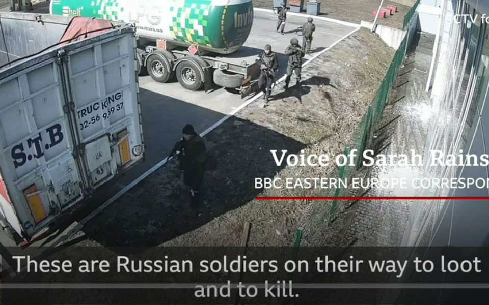 ουκρανία-ρώσοι-στρατιώτες-σκοτώνουν-561855520