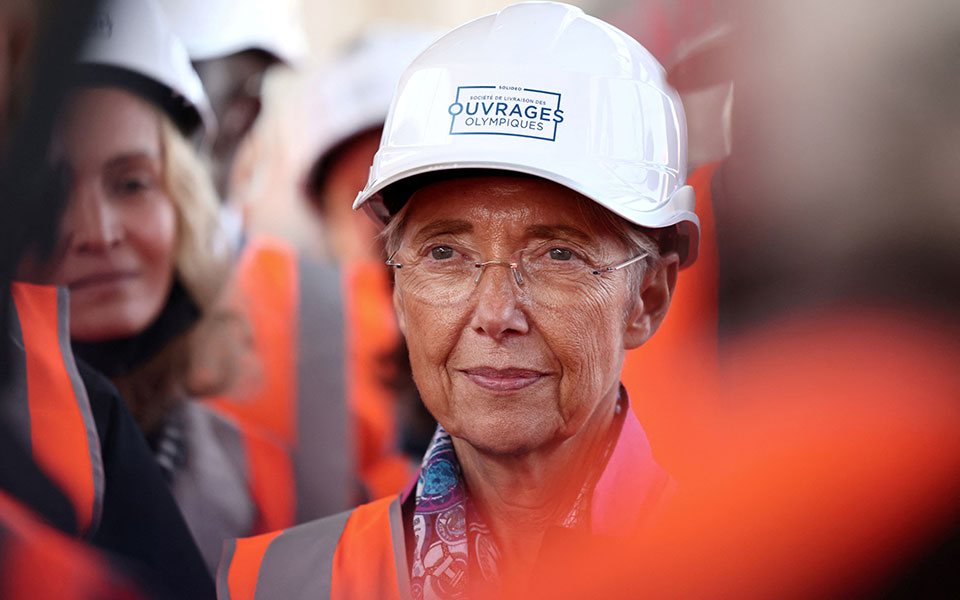 γαλλία-η-ελιζαμπέτ-μπορν-θα-γίνει-η-πρώ-561861970