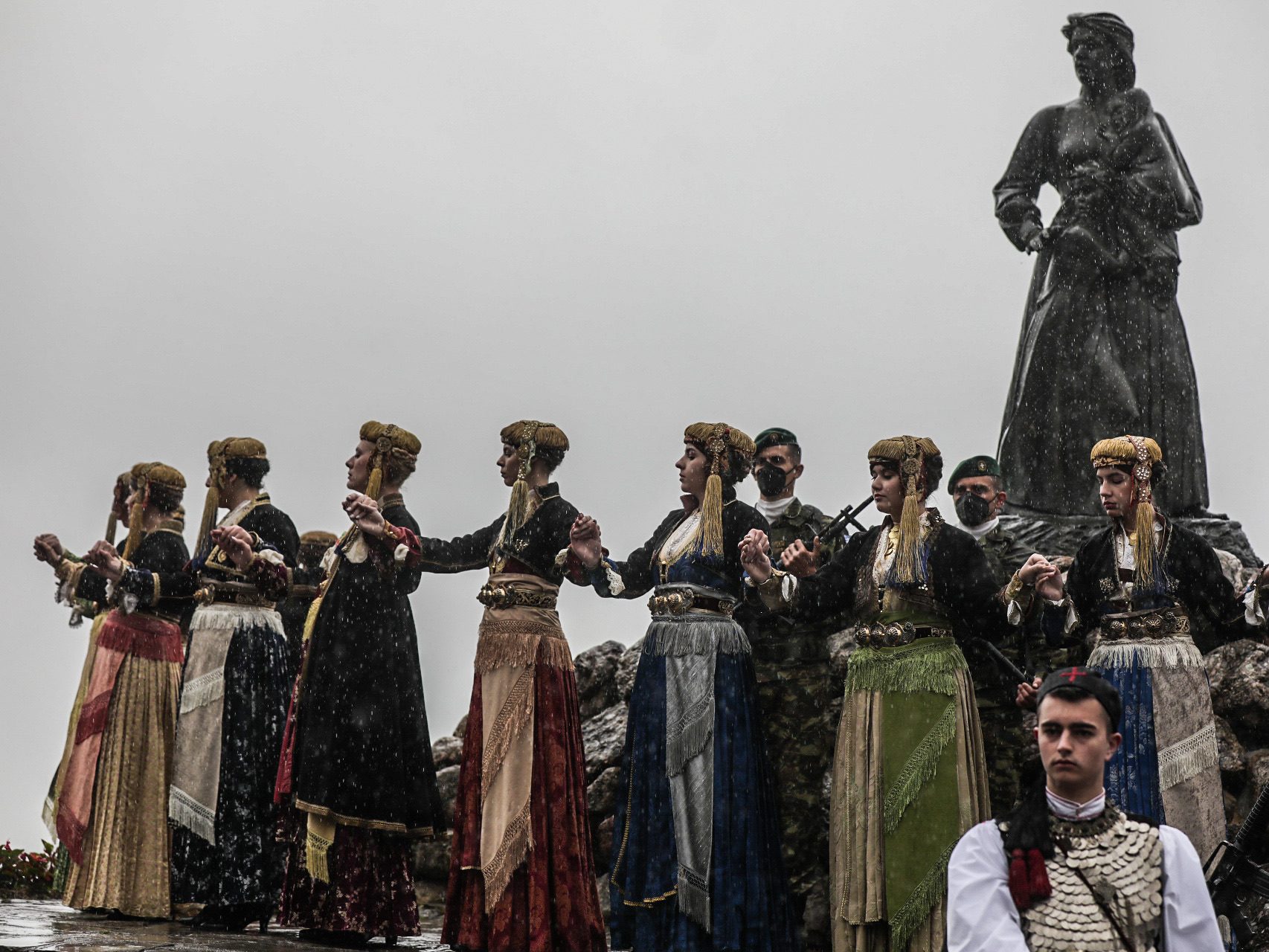 Στο Νυμφαίο και στη Νάουσα έκανε επίσημη επίσκεψη η Κατερίνα Σακελλαροπούλου-3