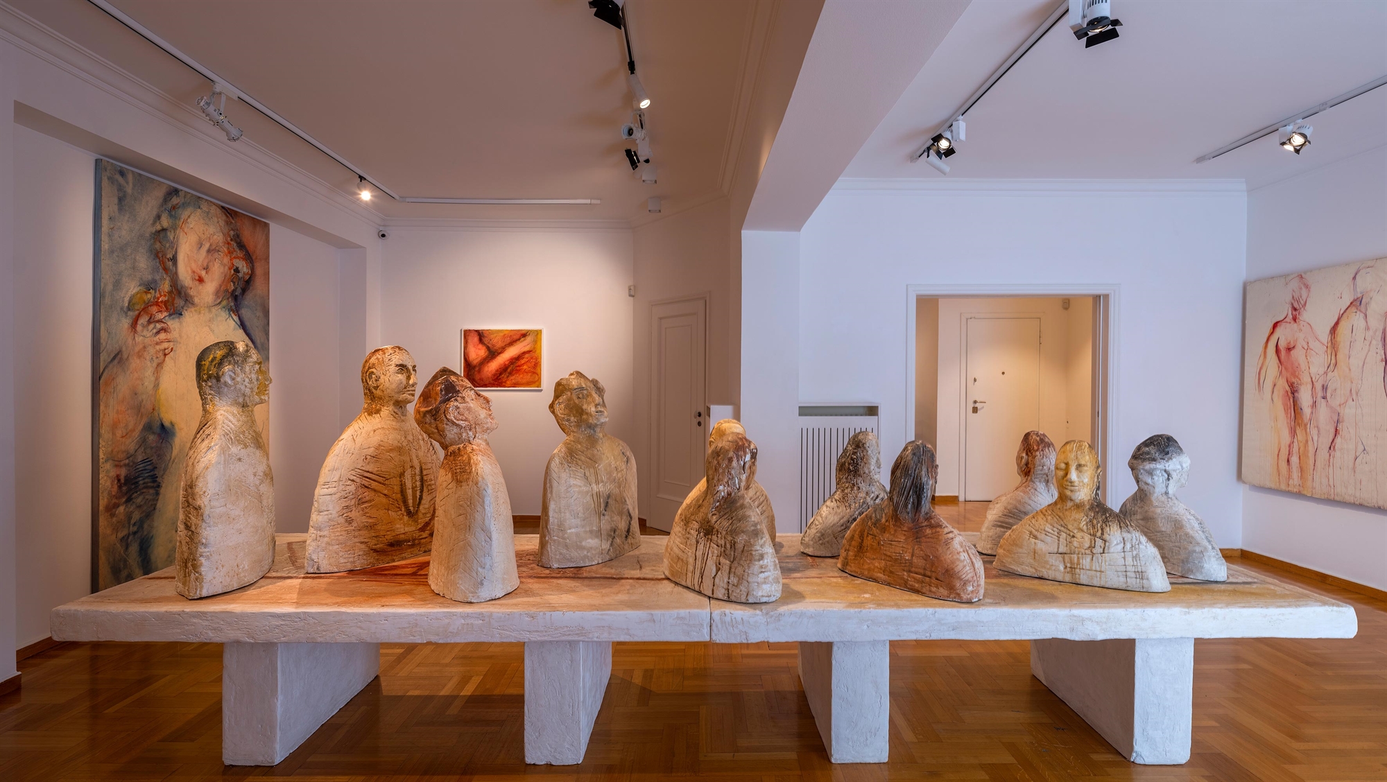 μίνι-αναδρομική-έκθεση-για-τη-βάνα-ξέν-561866341