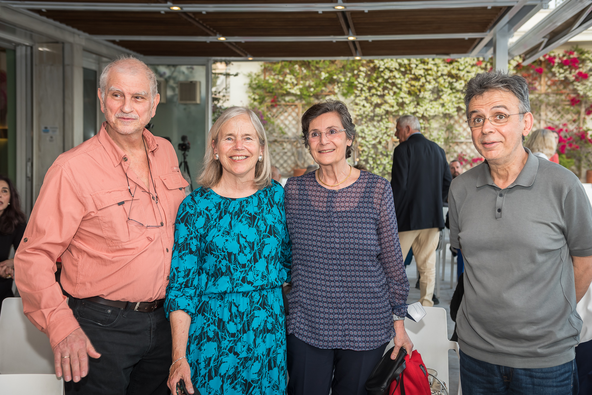 το-αυτοβιογραφικό-βιβλίο-του-γ-σταθόπ-561876172