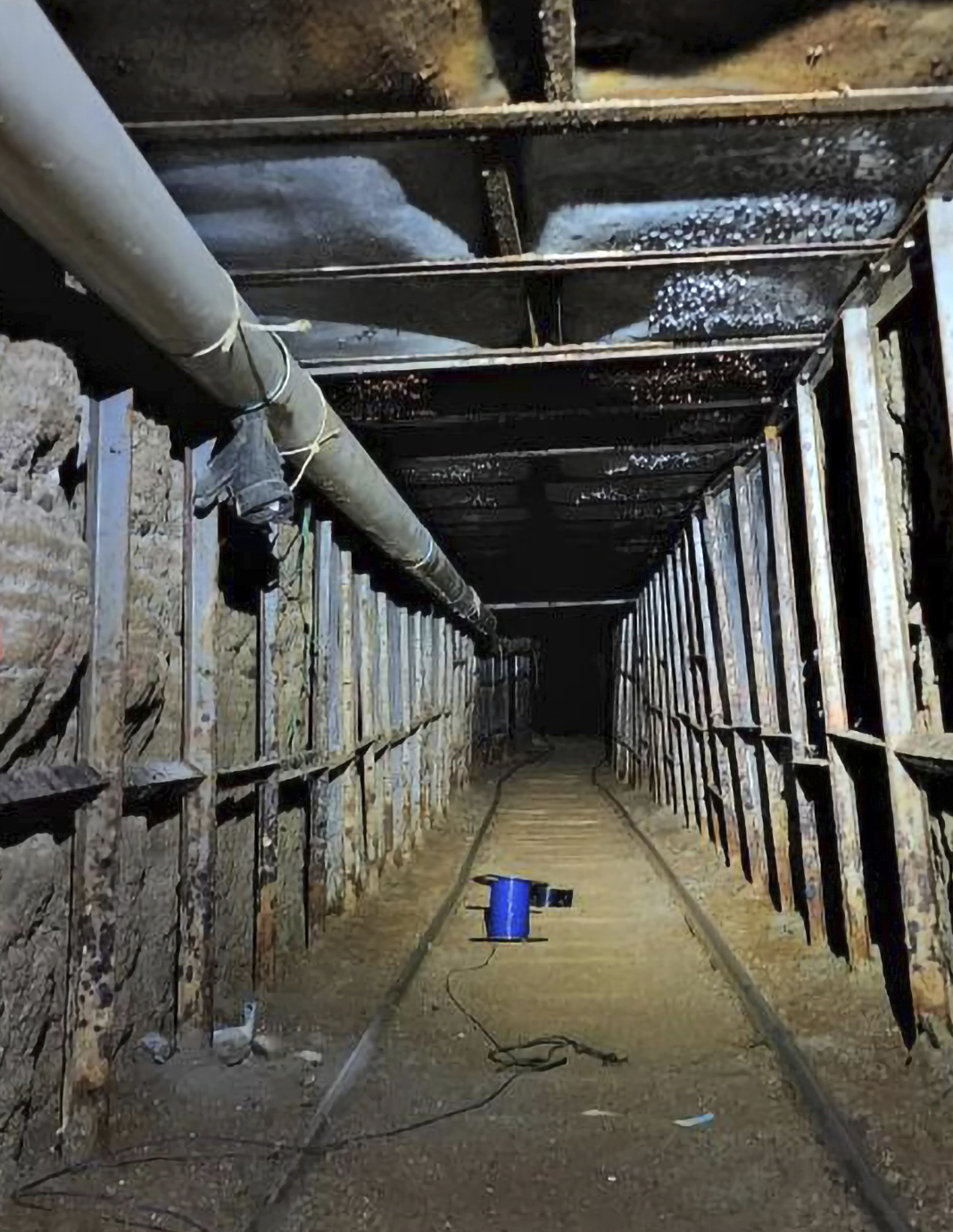 ηπα-μεξικό-σήραγγα-600-μέτρων-για-διακίν-561864574