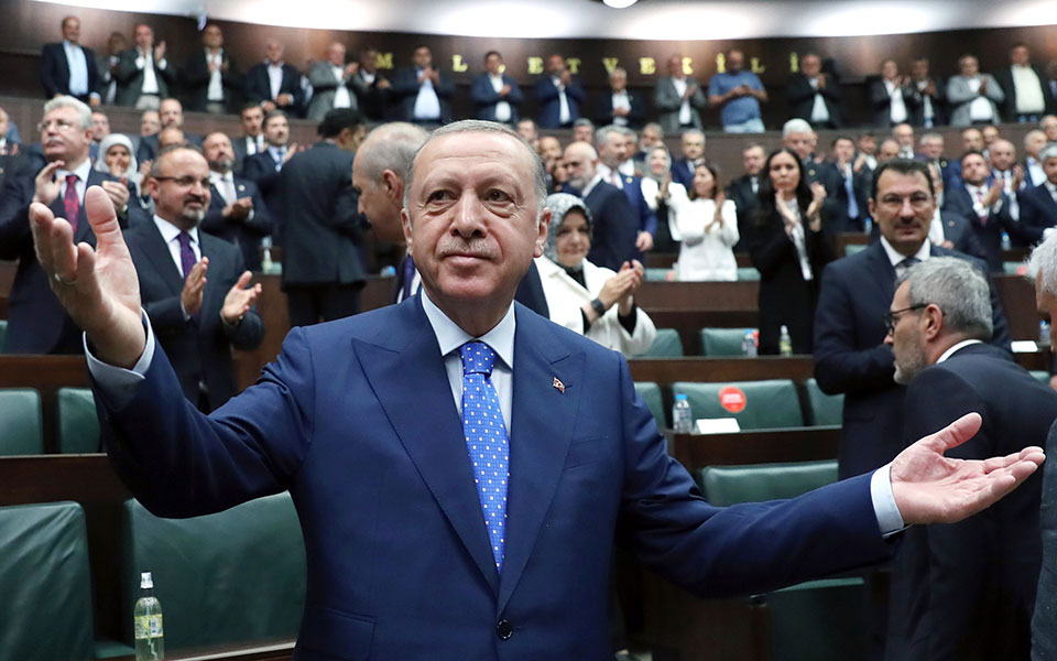 ελληνοτουρκικά-κόβει-κάθε-γέφυρα-ο-ερ-561874975