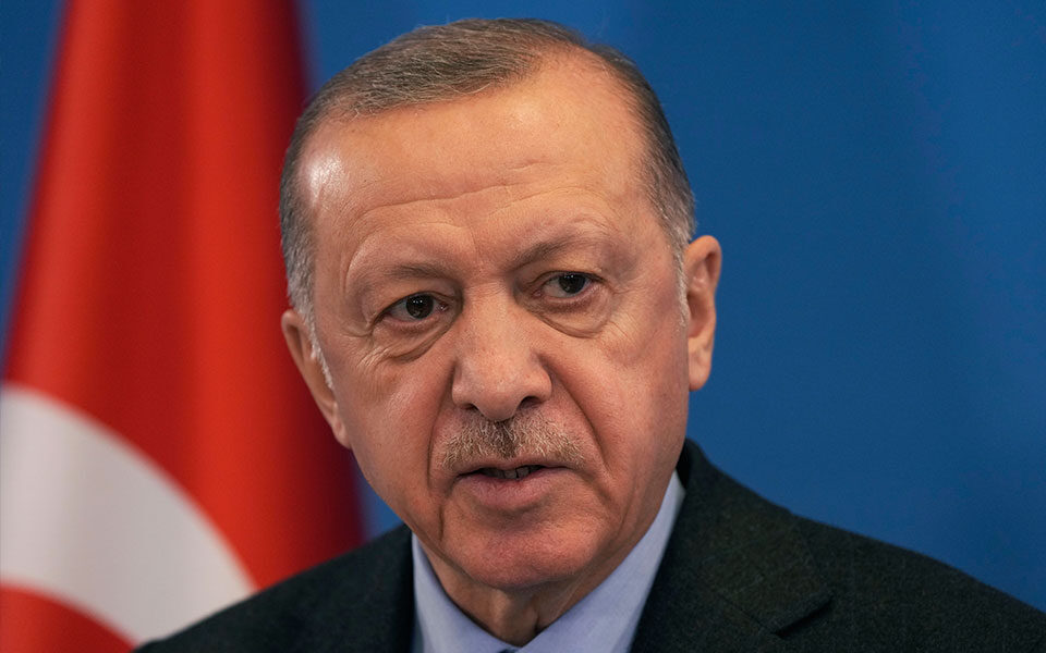 τουρκία-στρωμένος-με-αγκάθια-ο-δρόμος-561847186