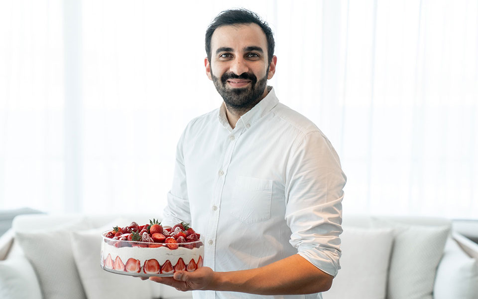 fraisier-τούρτα-με-κρέμα-βανίλιας-και-φράου-561863311