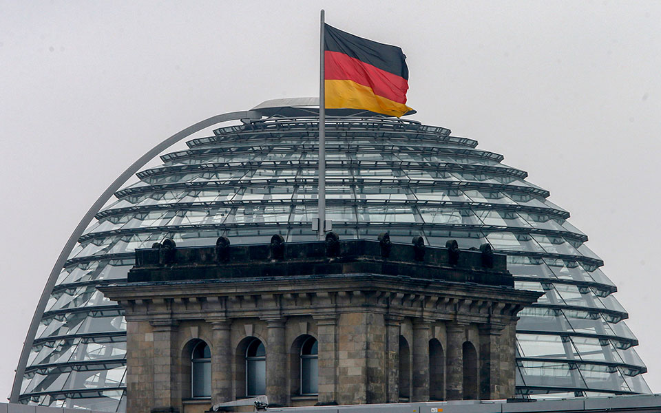 γερμανία-βίζες-μακράς-διαρκείας-σε-ρώ-561884971