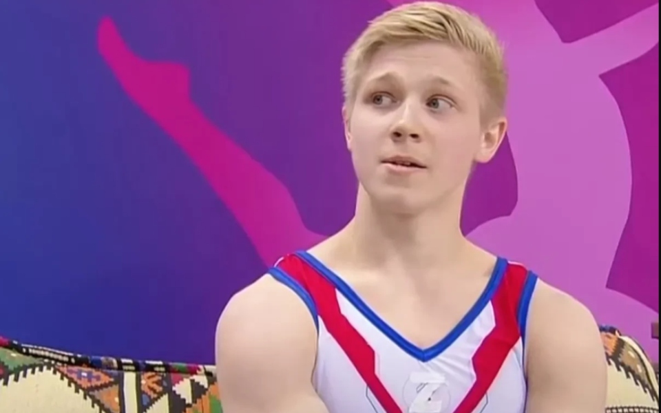 ρώσος-γυμναστής-τιμωρήθηκε-με-αποκλε-561865546