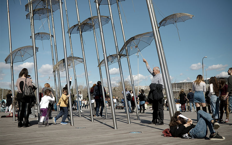 καιρός-γενικά-αίθριος-σήμερα-με-μικρή-561874885