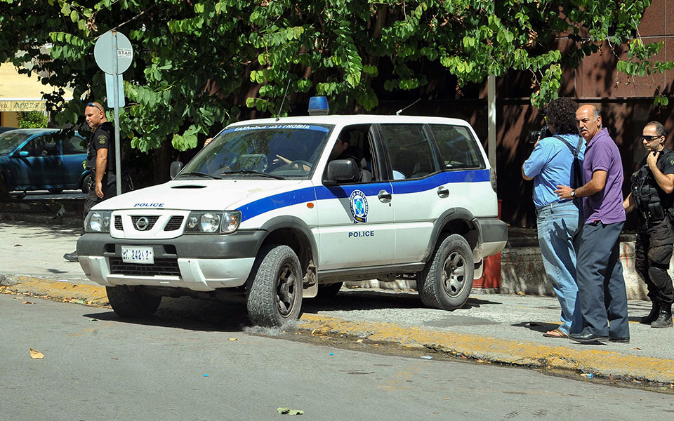 καλαμάτα-ελεύθερος-με-όρους-ο-νεαρός-π-561865237