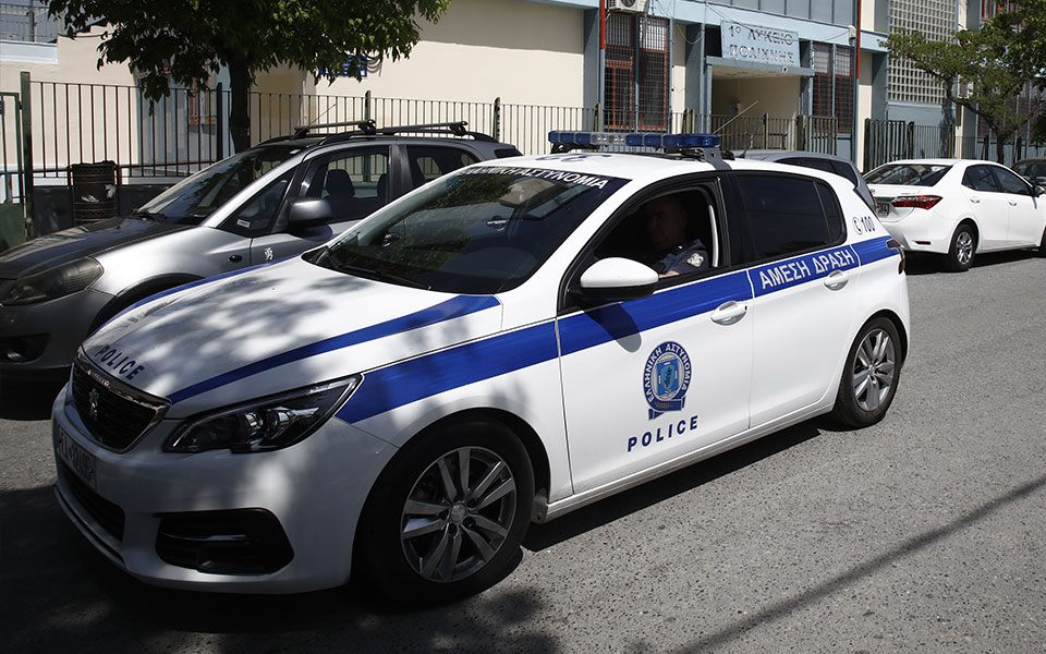 καρδίτσα-προσπάθησε-να-δολοφονήσει-σ-561852670