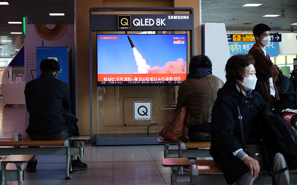 βόρεια-κορέα-ηπα-και-νότια-κορέα-καταδ-561855832