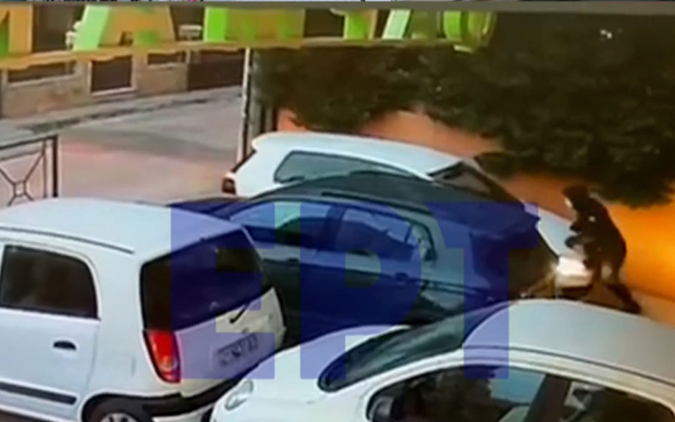 nτοκουμέντο-από-κλοπή-αυτοκινήτου-σε-υ-561840400