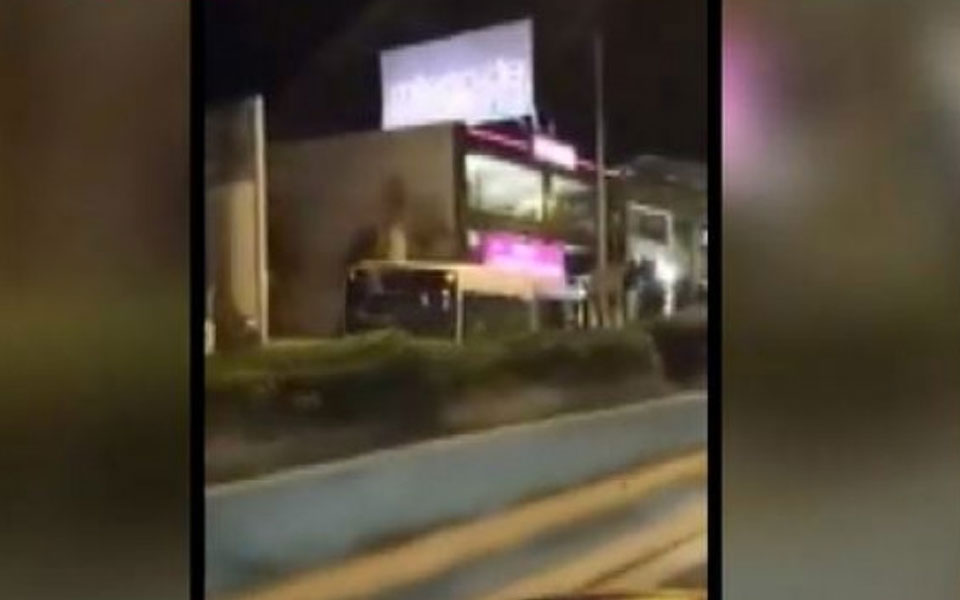 παλλήνη-λεωφορείο-εξετράπη-της-πορεί-561865120