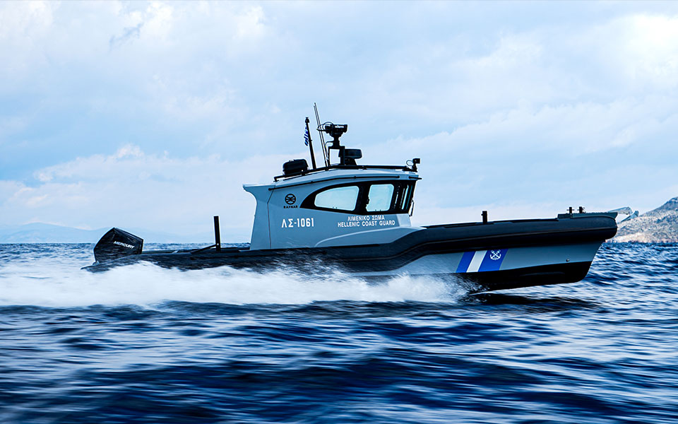 πέντε-σκάφη-με-εκατοντάδες-μετανάστε-561873406