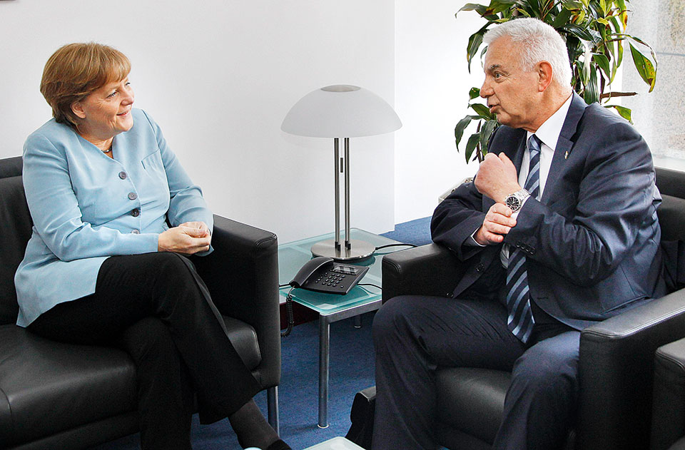 Ο Π. Πικραμμένος στην «Κ»: Είπα μέσα μου, δεν θα «σκάσει» η χώρα στα χέρια μου-1