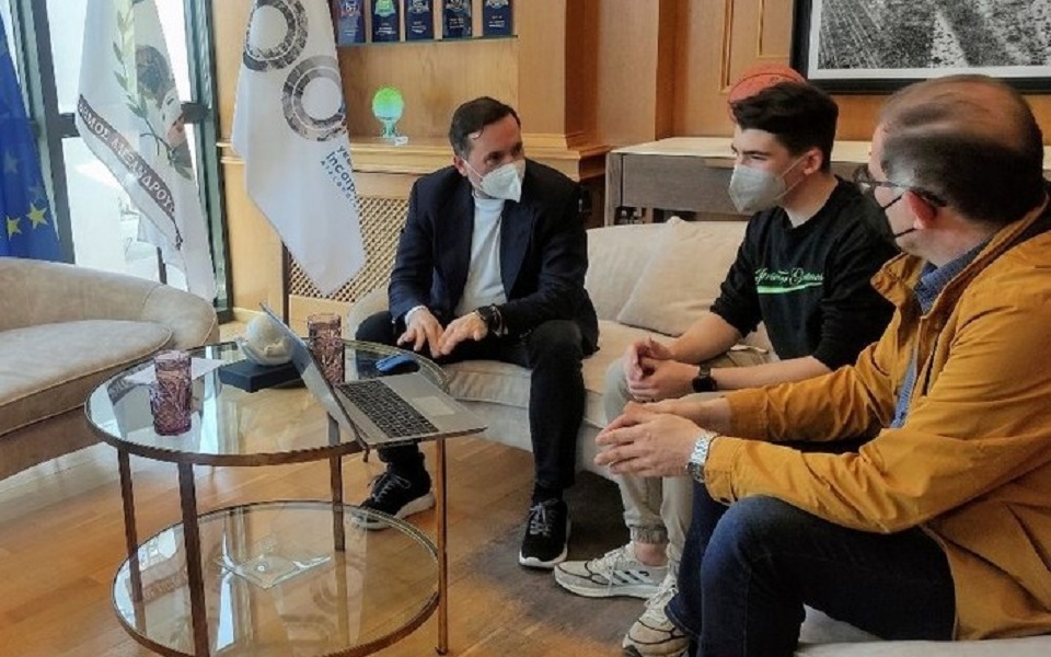 διάκριση-του-16χρονου-μαθητή-δημήτρη-δε-561836599