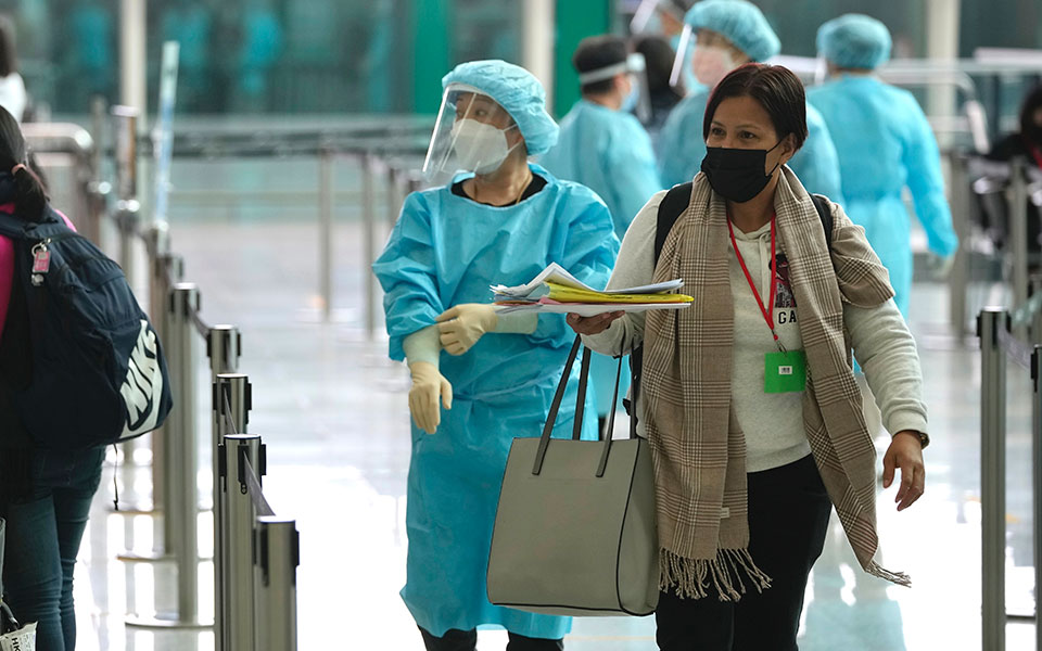 γαλλία-τέλος-η-μάσκα-στα-μέσα-μαζικής-μ-561853687