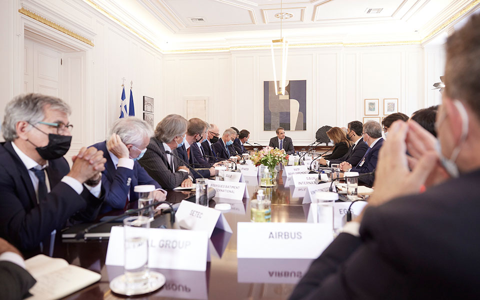 Συνάντηση Μητσοτάκη με αντιπροσωπεία της Κίνησης Γαλλικών Επιχειρήσεων-1