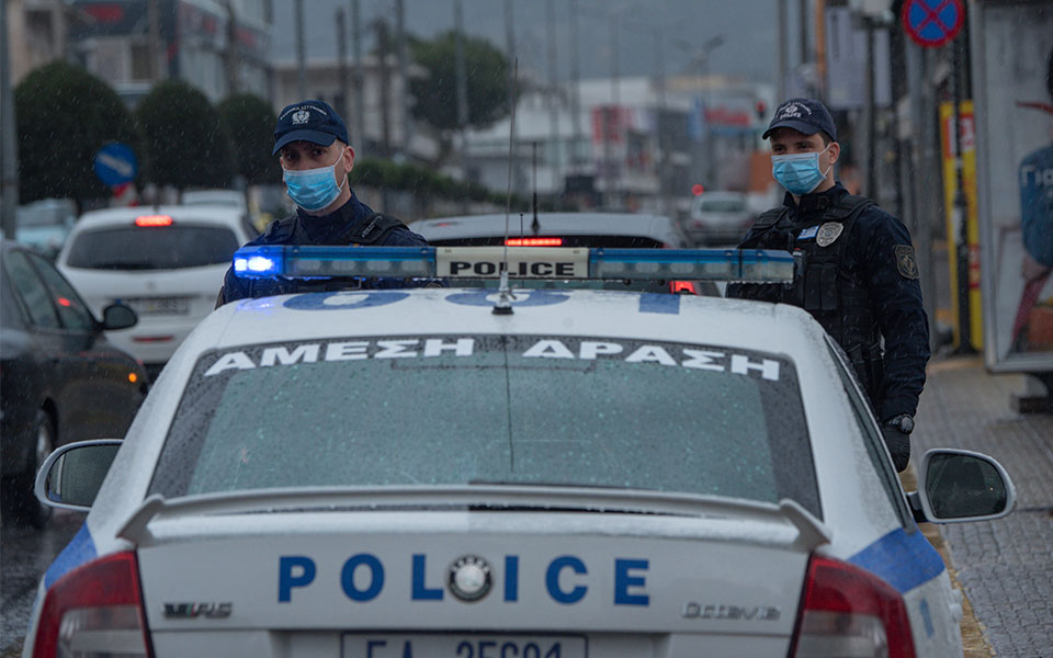 θεσσαλονίκη-χειροπέδες-σε-δύο-διεθνώ-561872182