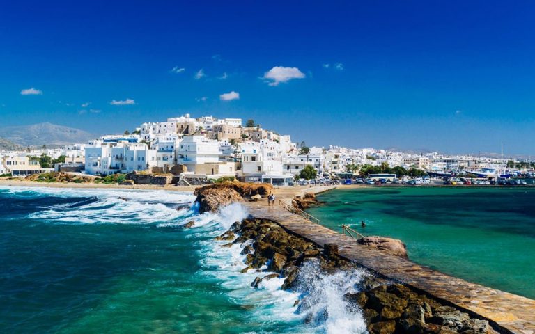 τουρισμός-μεγάλο-ενδιαφέρον-για-την-ε-561869965