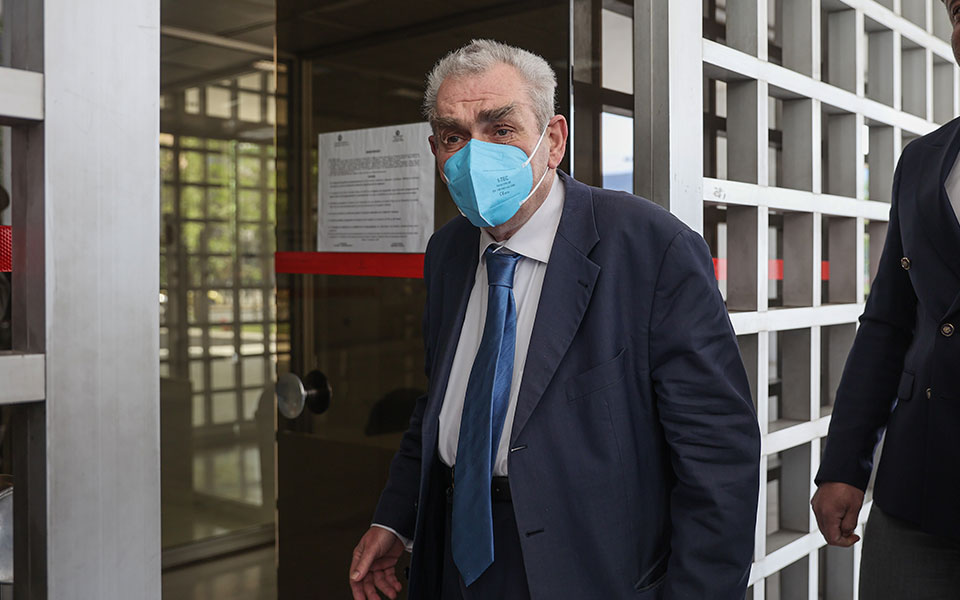 αιτήματα-από-τον-δημήτρη-παπαγγελόπο-561873475