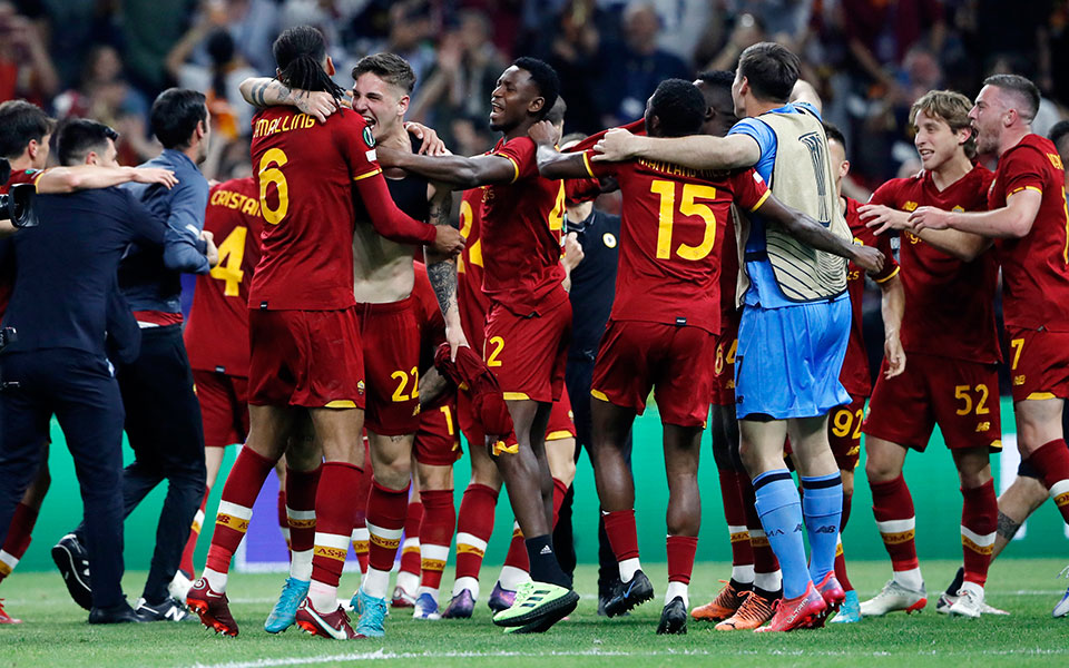 Ρόμα – Φέγενορντ 1-0: Κούπα για την ομάδα του Μουρίνιο-1