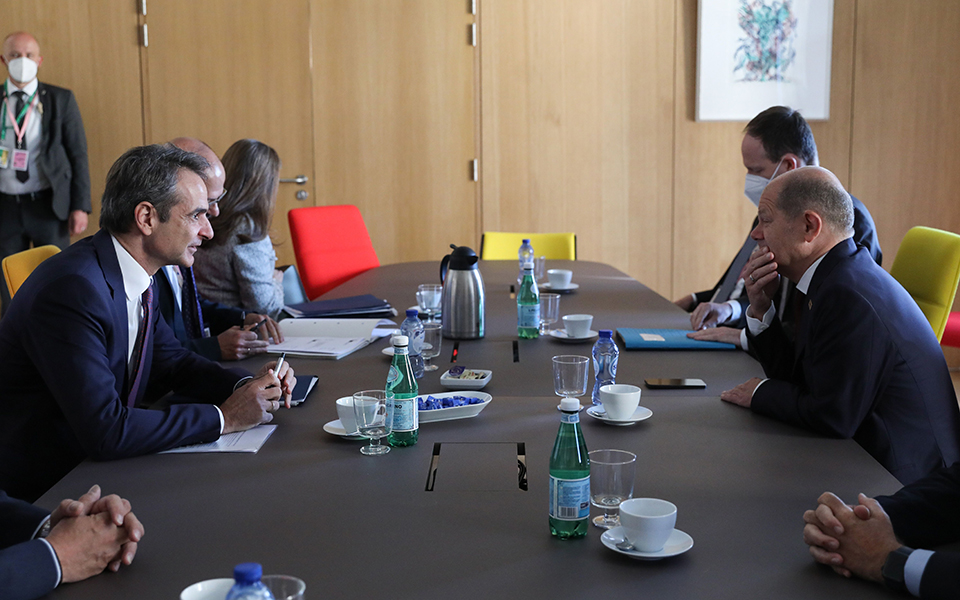 κυρ-μητσοτάκης-ενημέρωσε-τον-όλαφ-σολ-561886417