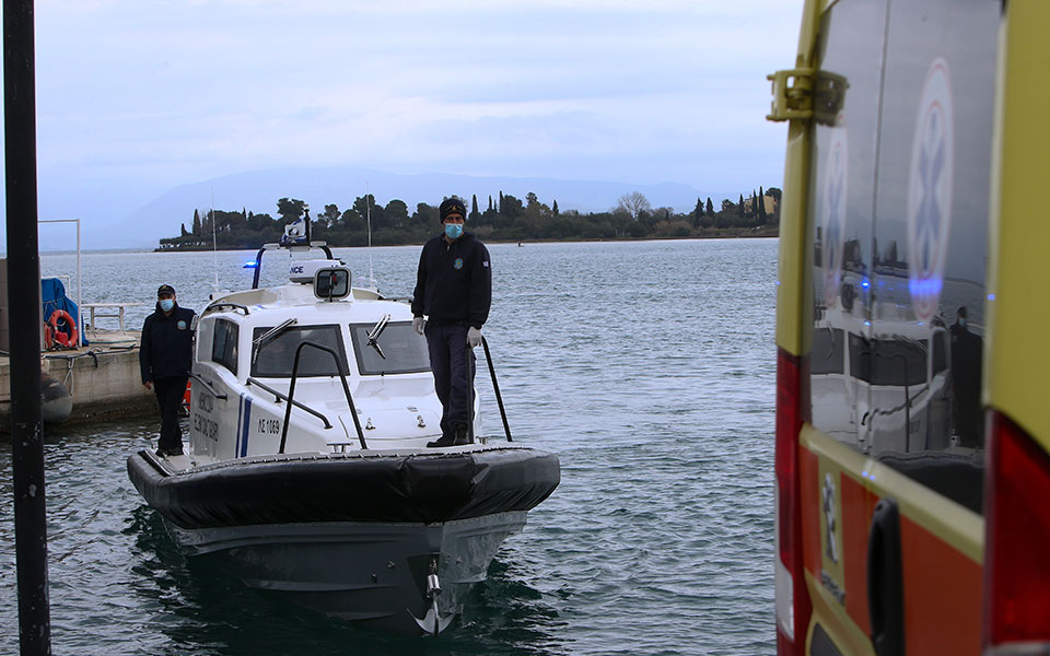 σαρωνικός-εισροή-υδάτων-σε-ιδιωτικό-σ-561836188