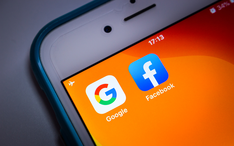 τα-σχέδια-των-google-microsoft-και-facebook-για-την-ελλάδα-561883897