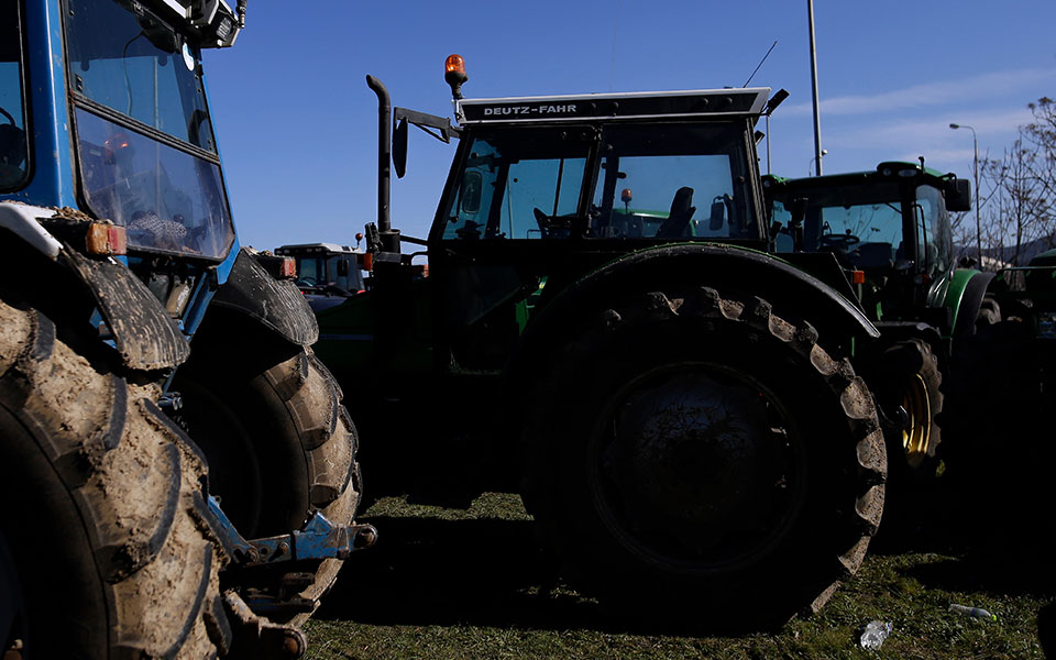 τραγωδία-στην-κρήτη-άνδρας-καταπλακώ-561839971