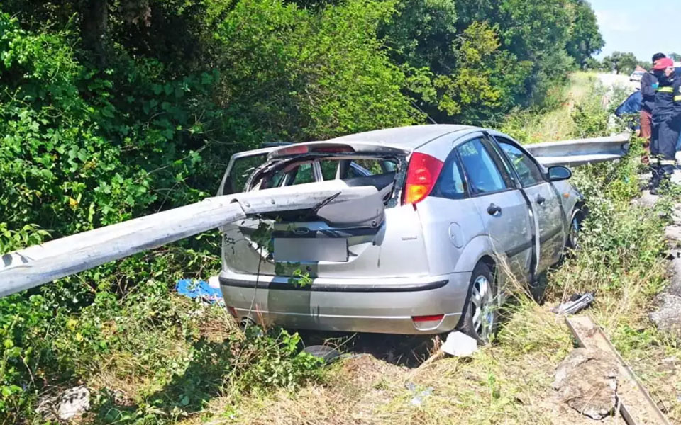 θανατηφόρο-τροχαίο-στην-αμφιλοχία-μ-561838375