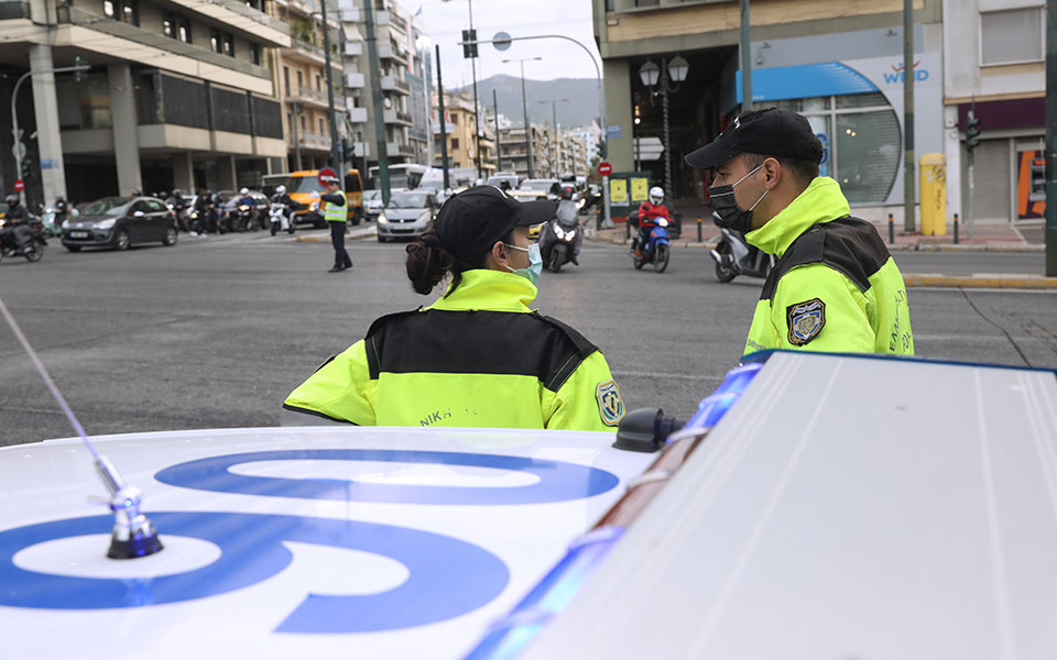 σαφάρι-της-τροχαίας-για-τις-κόντρες-561860800