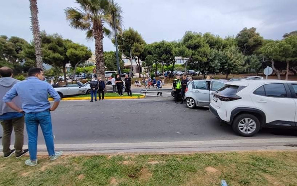 ποσειδώνος-καραμπόλα-πέντε-οχημάτων-561836215