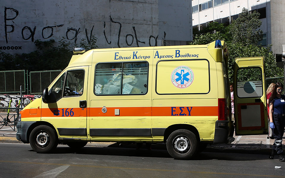 τροχαίο-ατύχημα-στην-κάθοδο-της-λεωφό-561836848