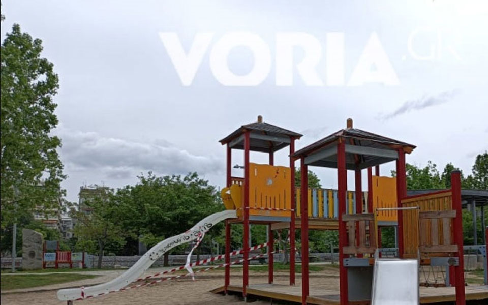 η-μικρή-είναι-ακόμα-σε-σοκ-τι-λέει-σ-561837916