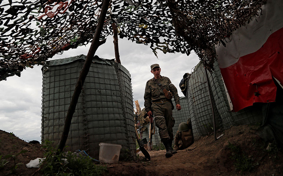 Πόλεμος στην Ουκρανία: Τα στενά περιθώρια για διπλωματική λύση και τα διλήμματα της Δύσης-1