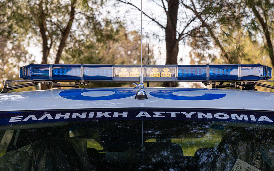 σέρρες-νεαρή-κατήγγειλε-τον-πατέρα-τη-561880927