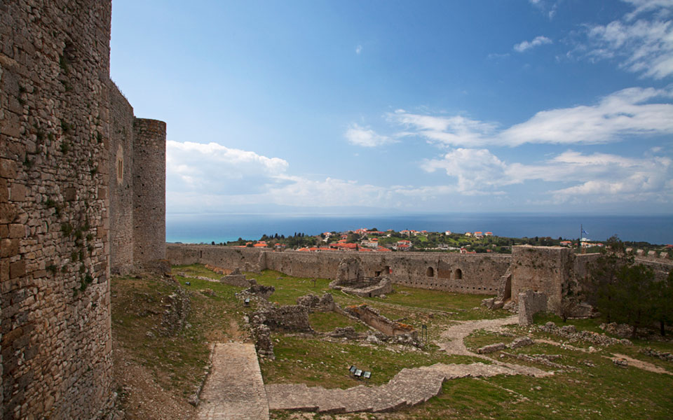Τρία άγνωστα κάστρα της Πελοποννήσου-1