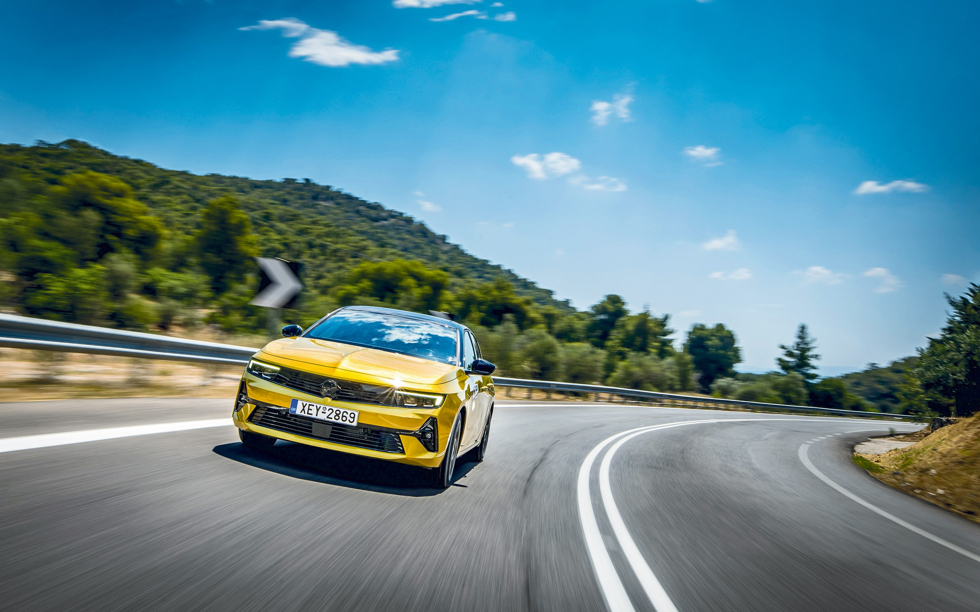 tο-νέο-opel-astra-στην-έκτη-του-γενιά-αντιστέκετ-561932896