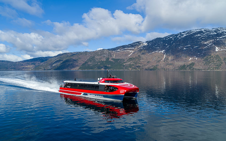 η-attica-group-παρέλαβε-το-νεότευκτο-catamaran-aero-1-highspeed-561890704