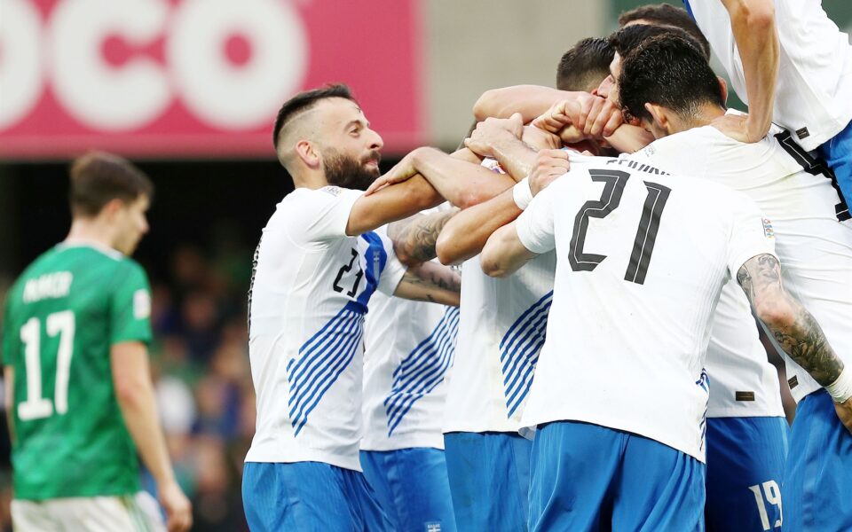 εθνική-ομάδα-η-αξία-του-ηττημένου-δίνε-561905029