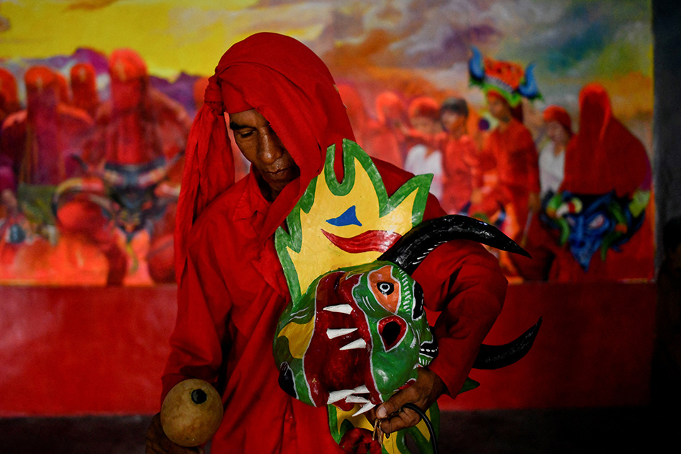 δαίμονες-561914485