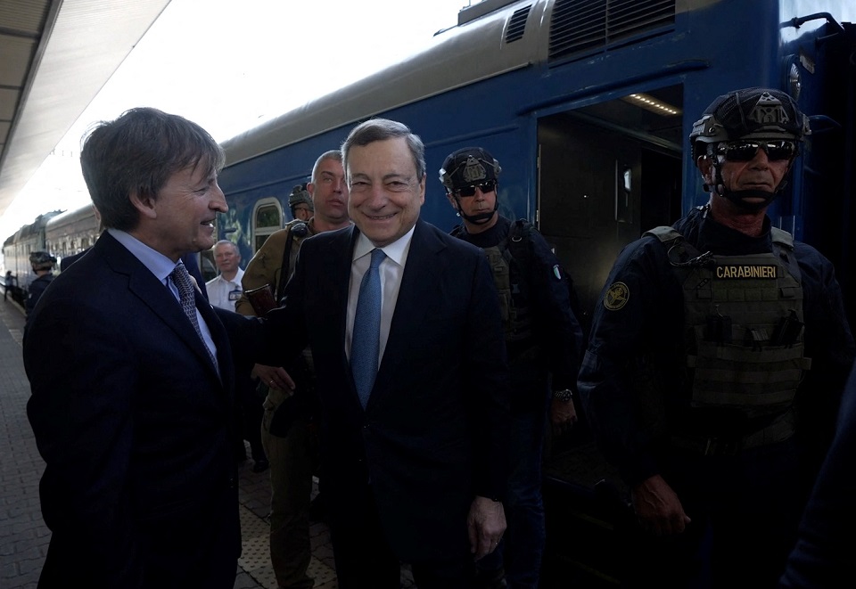 Ουκρανία: Σειρήνες στο Κίεβο λίγο μετά την άφιξη Μακρόν, Σολτς, Ντράγκι-3