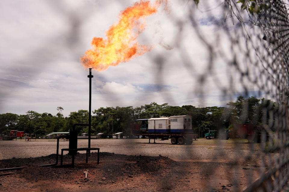 τα-πλοκάμια-της-παγκόσμιας-ενεργειακ-561914188